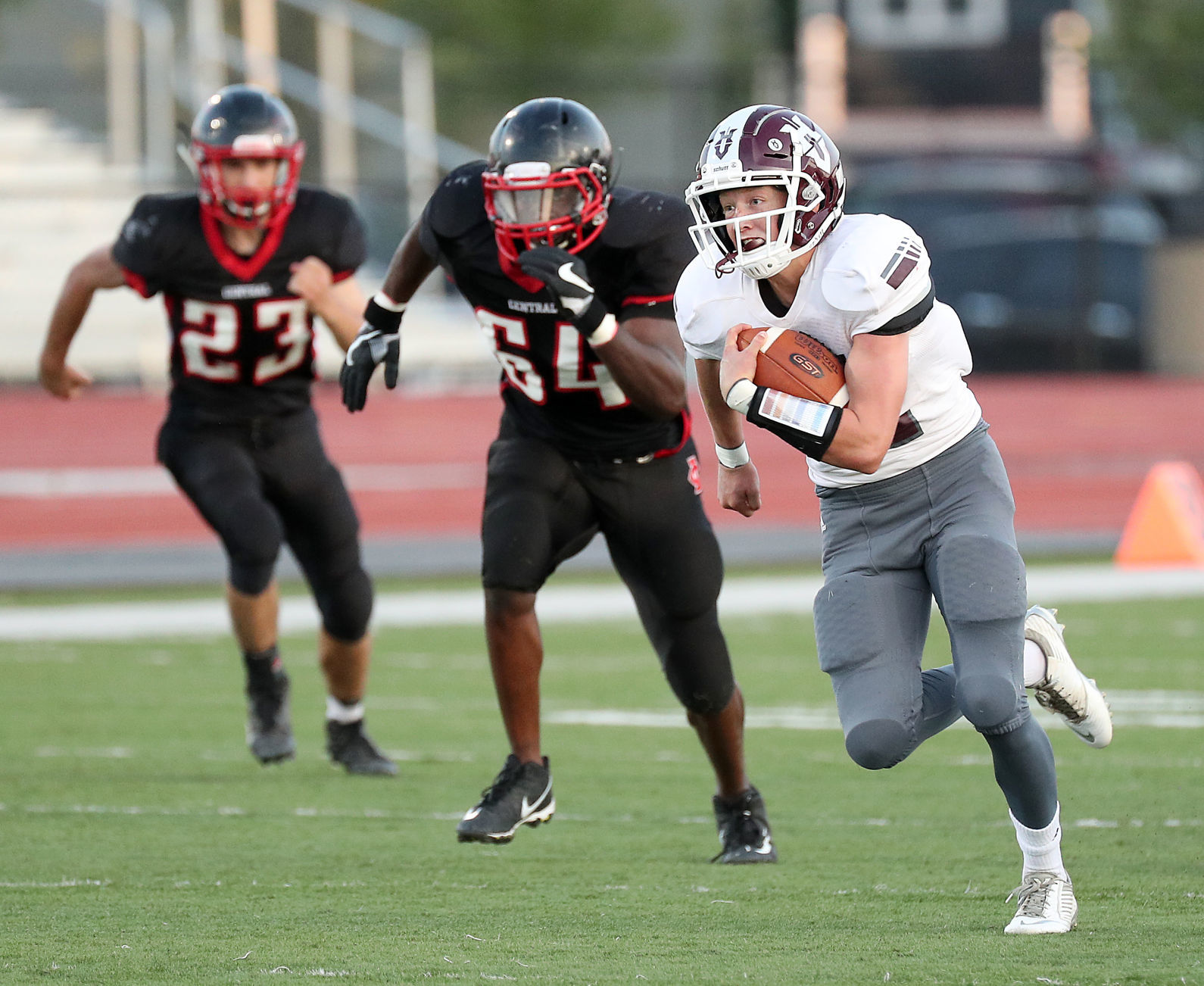 Aug. 30: Holmen vs. La Crosse Central